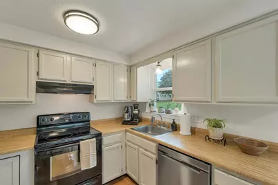 28 Killian Drive #Unit: U-39, Nashua, NH 03062 - Photo 3