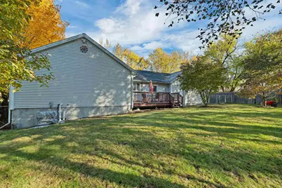1121 Cilley Road, Manchester, NH 03103 - Photo 3