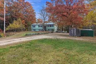 934 Center Rd, Lyndeborough, NH 03082 - Photo 3