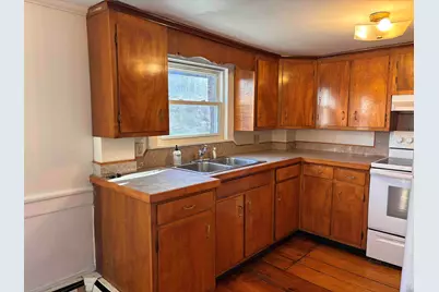 17 Pleasant Street, Marlborough, NH 03455 - Photo 7