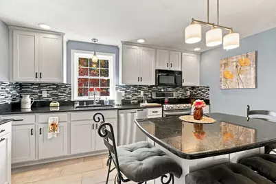 15 Beacon Hill Road, Hooksett, NH 03106 - Photo 11