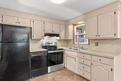 3 Martha Drive, Derry, NH 03038 - Photo 13