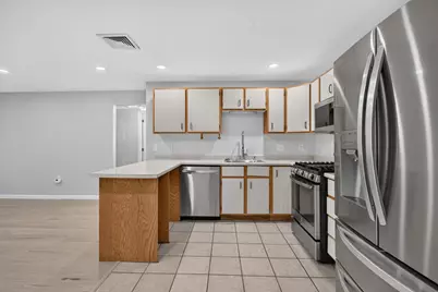 4 Roedean Drive #308, Nashua, NH 03063 - Photo 3