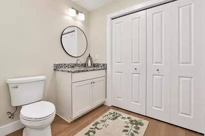 16 Manchester Street, Nashua, NH 03064 - Photo 21