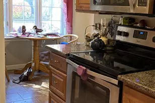 23 Colonial Square Rd, Peterborough, NH 03458 - Photo 7