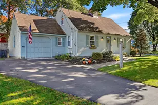 28 Eastman St, Nashua, NH 03060 - Photo 1