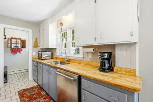 28 Eastman St, Nashua, NH 03060 - Photo 17
