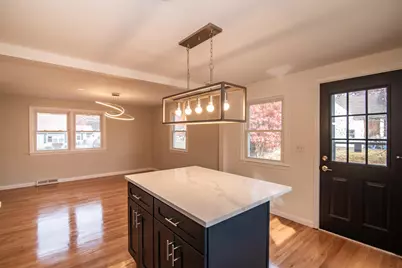 4 Robin Lane, Nashua, NH 03064 - Photo 3