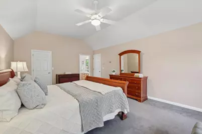 33 Londonderry Road, Windham, NH 03087 - Photo 29