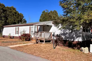 93 Riverledge Dr, Goffstown, NH 03045 - Photo 1