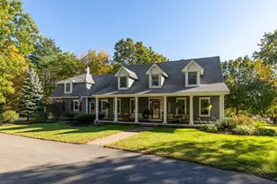 8 Captain's Way, Exeter, NH 03833 - Photo 1