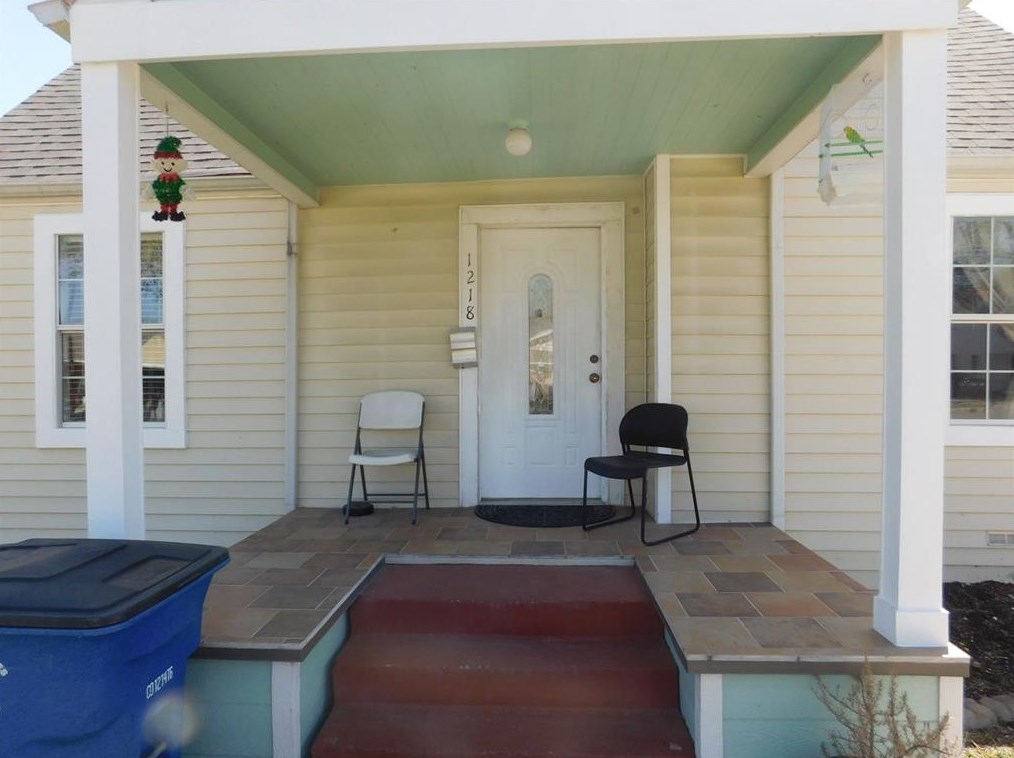 1218 Wilbur St, Dallas TX 75224-1613 exterior