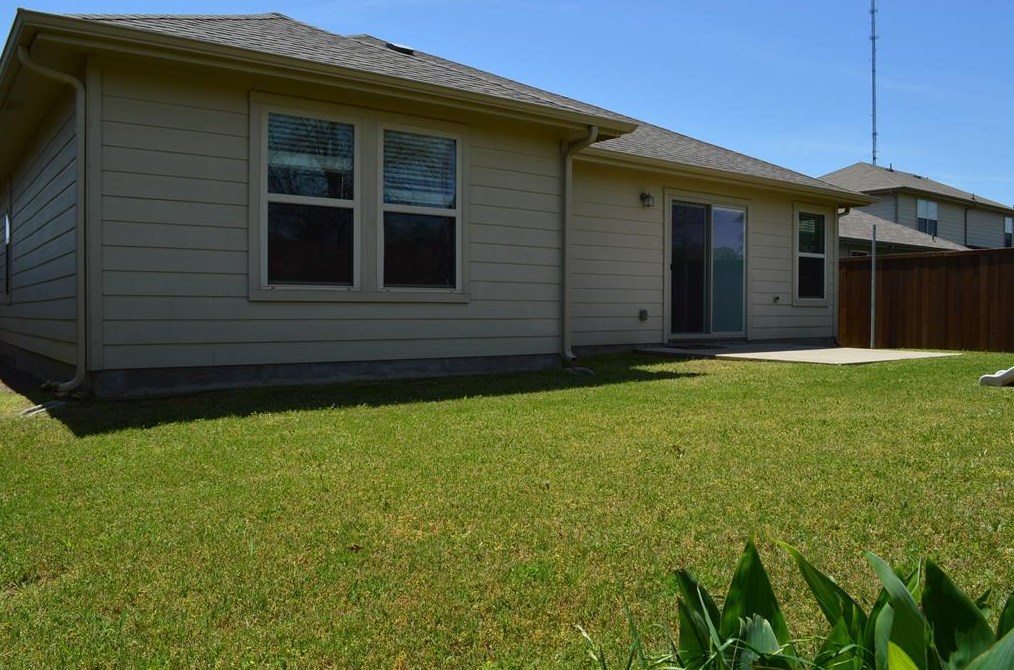 6804 Dove Tail Dr, Mckinney TX  75070-2013 exterior