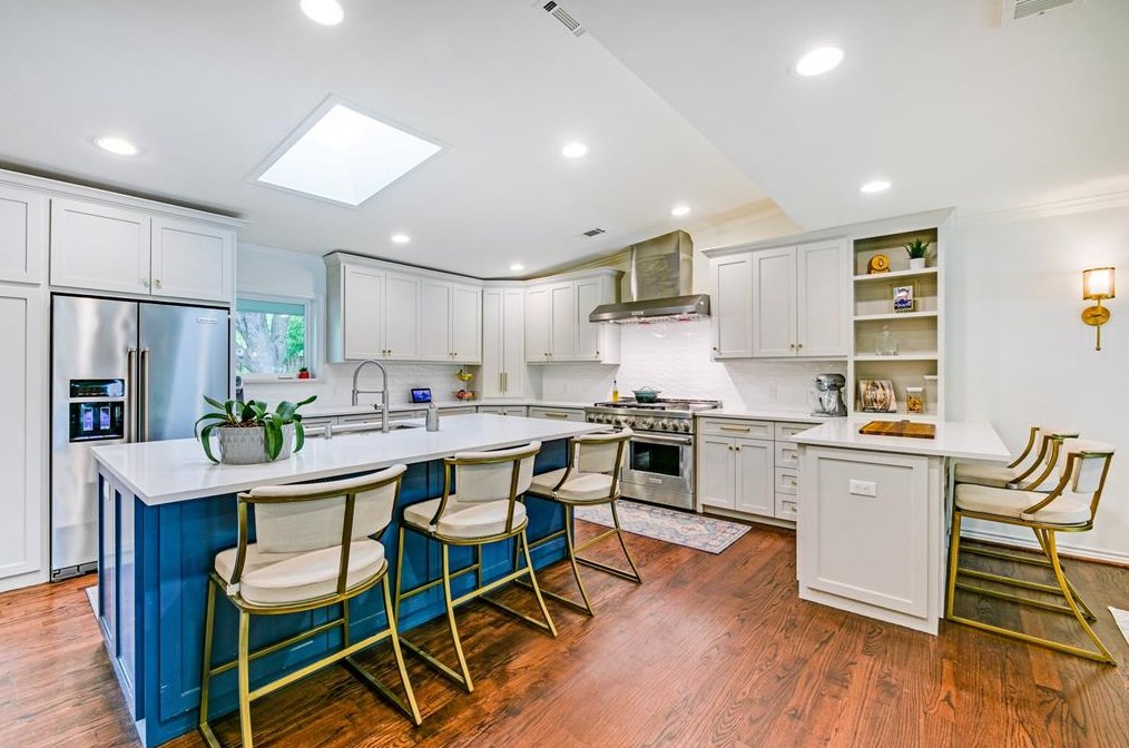 3638 Princess Ln, Dallas TX  75229-5233 exterior