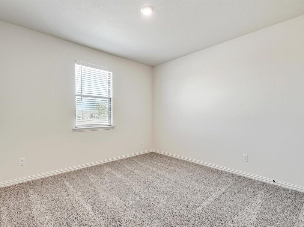 332 Sanger Dr, Springtown TX 76082-5733 exterior