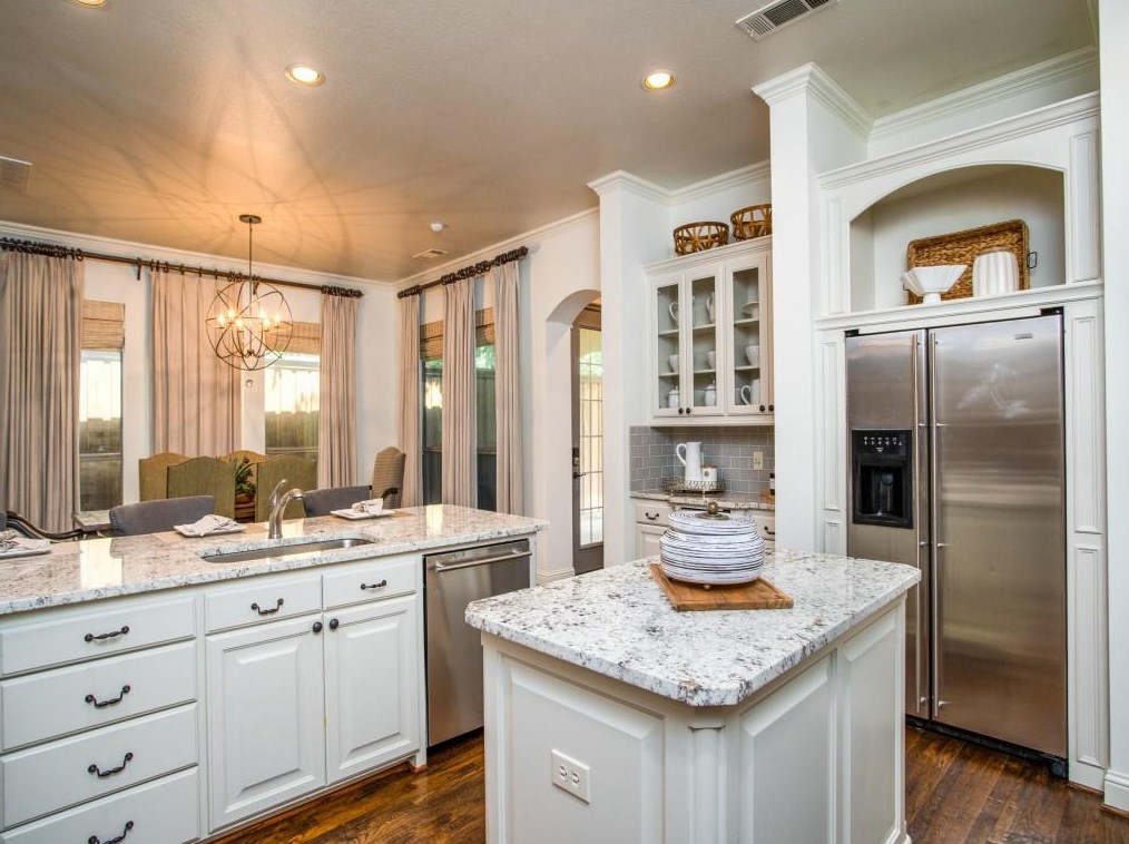 5436 Longview St, Dallas TX 75206-5606 exterior