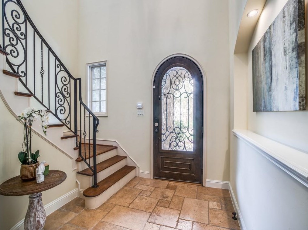 5436 Longview St, Dallas TX 75206-5606 exterior