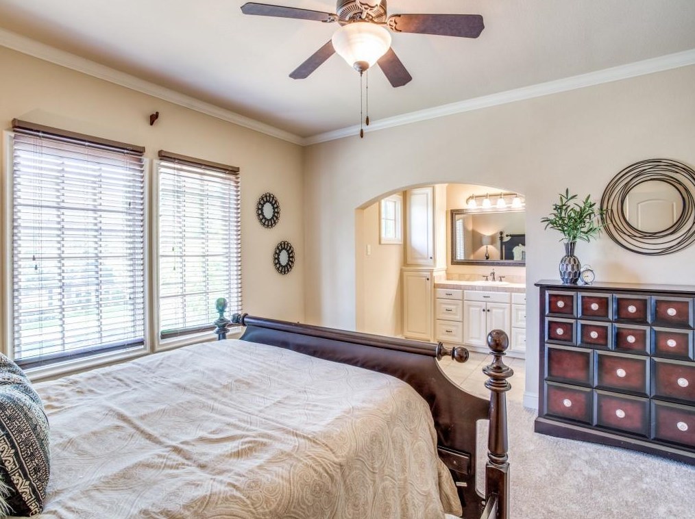 5436 Longview St, Dallas TX 75206-5606 exterior