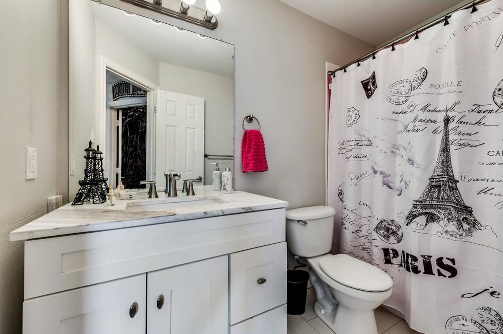 2008 Pinenut Dr, Mesquite TX 75181-2929 exterior