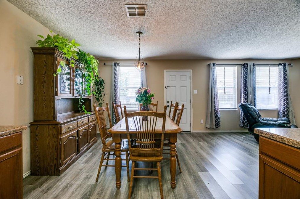 1304 Dawson Way, Mesquite TX 75181-2693 exterior