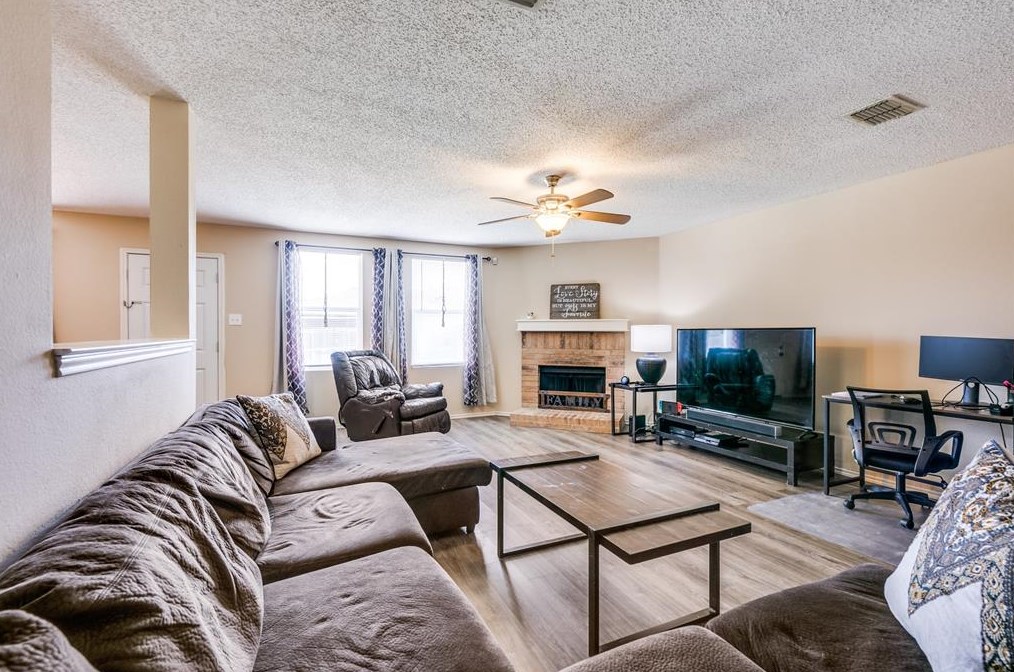 1304 Dawson Way, Mesquite TX 75181-2693 exterior