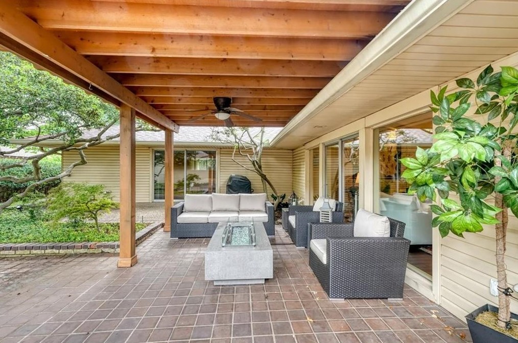 13421 Tangleridge Ln, Dallas TX exterior