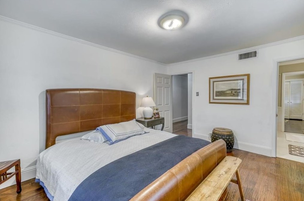 13421 Tangleridge Ln, Dallas TX exterior