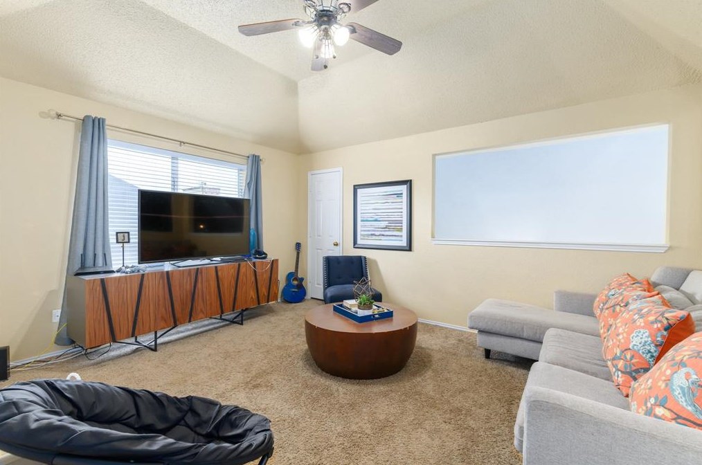 1624 Ariel Dr, Mesquite TX 75181-1776 exterior