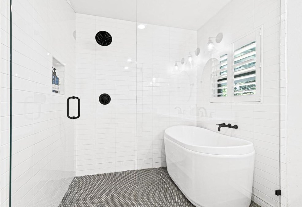 3705 Skyline Dr, Rowlett TX 75088-5174 exterior