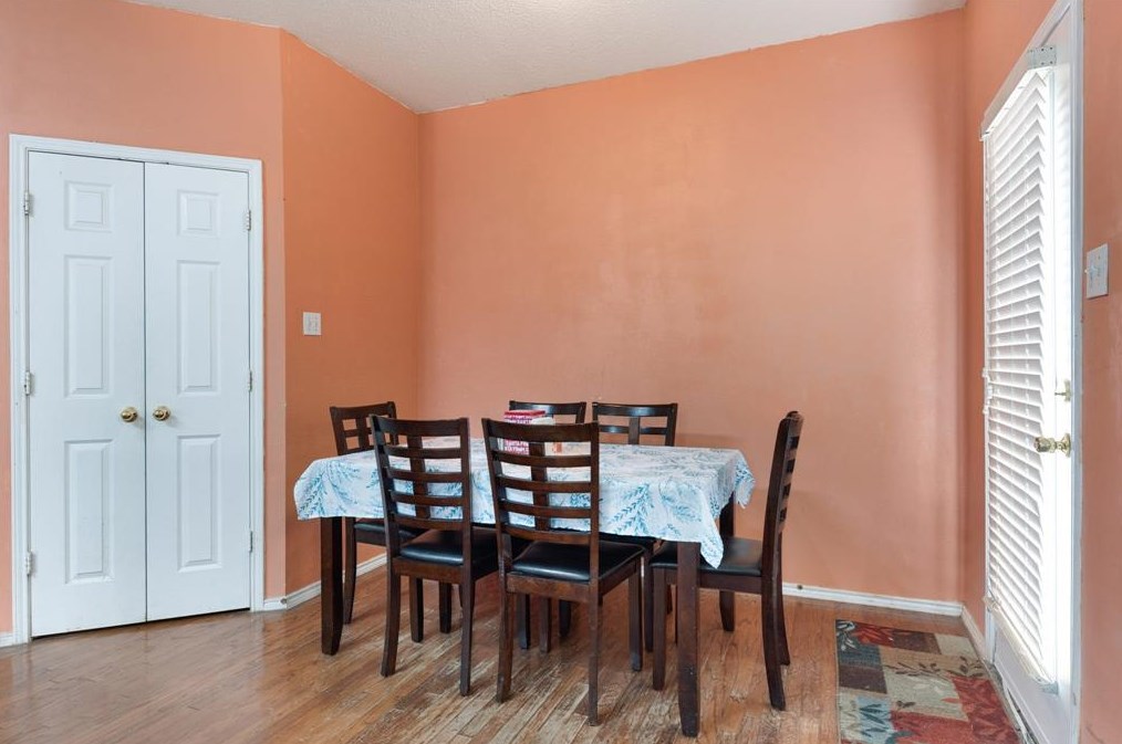 3329 Strm Side Ct, Mesquite TX 75181-4294 exterior