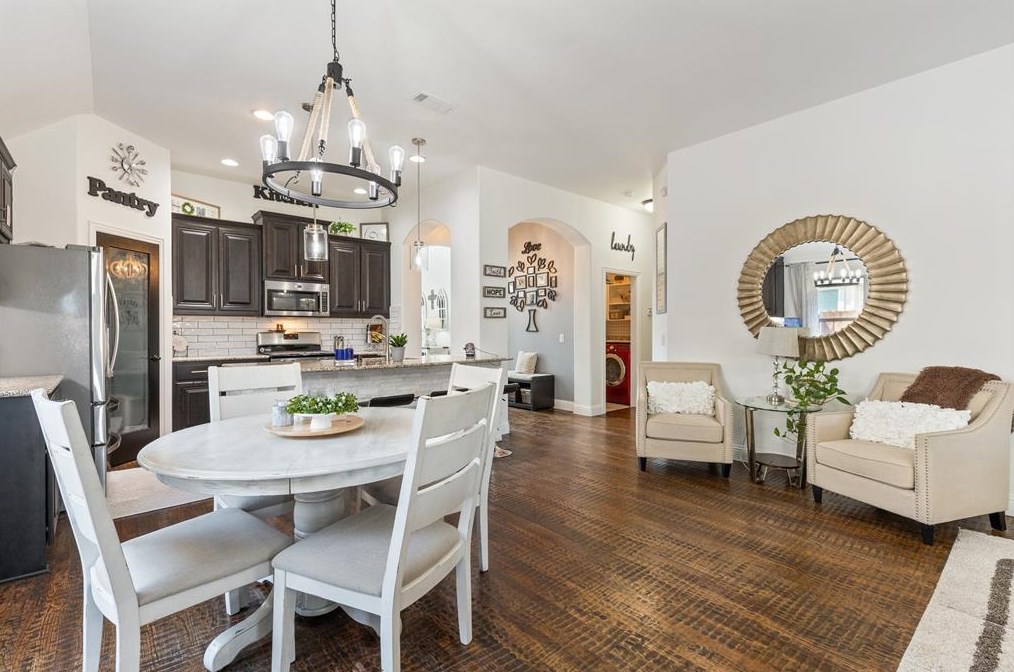 4301 Cherry Ln, Mckinney TX  75454 exterior