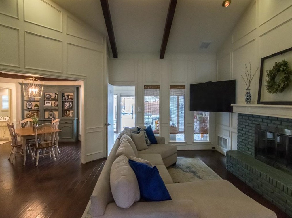 6801 Ledyard Dr, Dallas TX  75248-2210 exterior