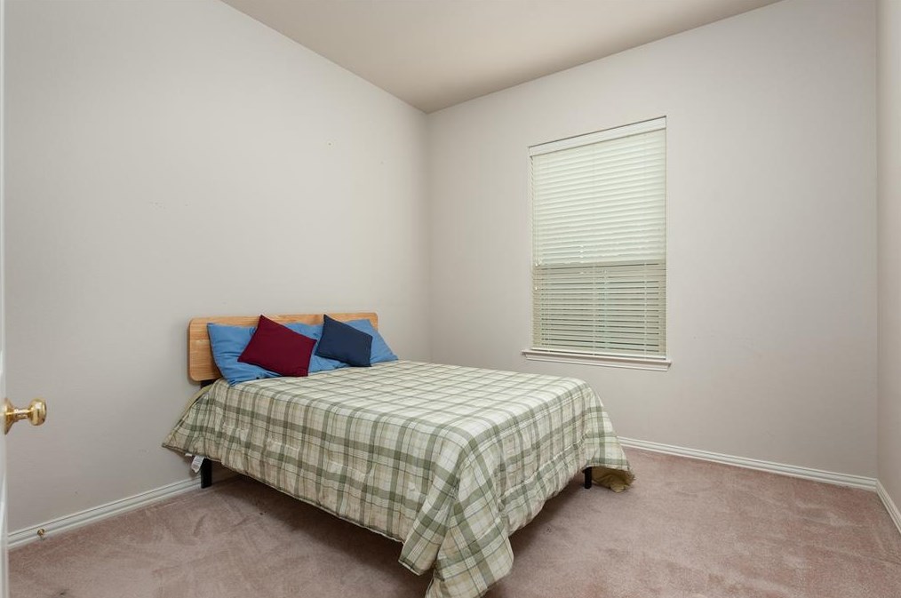 1906 Benedict Ct, Rowlett TX 75088-6702 exterior