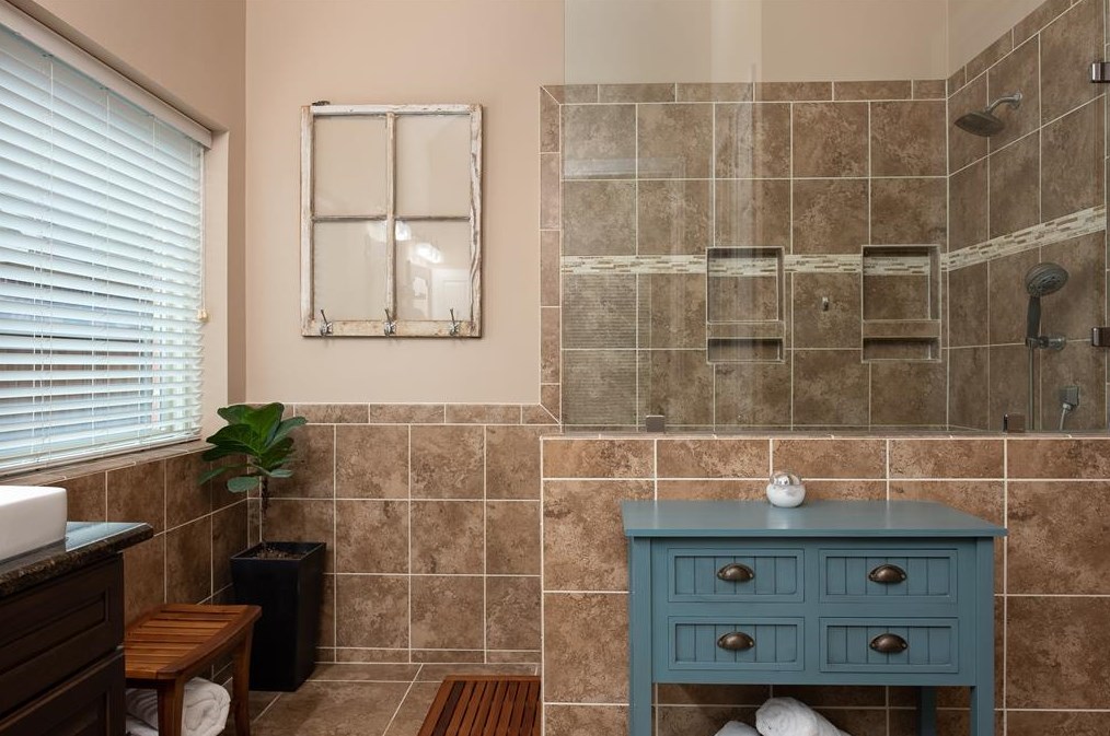 1906 Benedict Ct, Rowlett TX 75088-6702 exterior