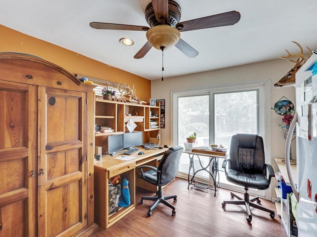 903 Via Del Sur, Mesquite TX 75150-4460 exterior