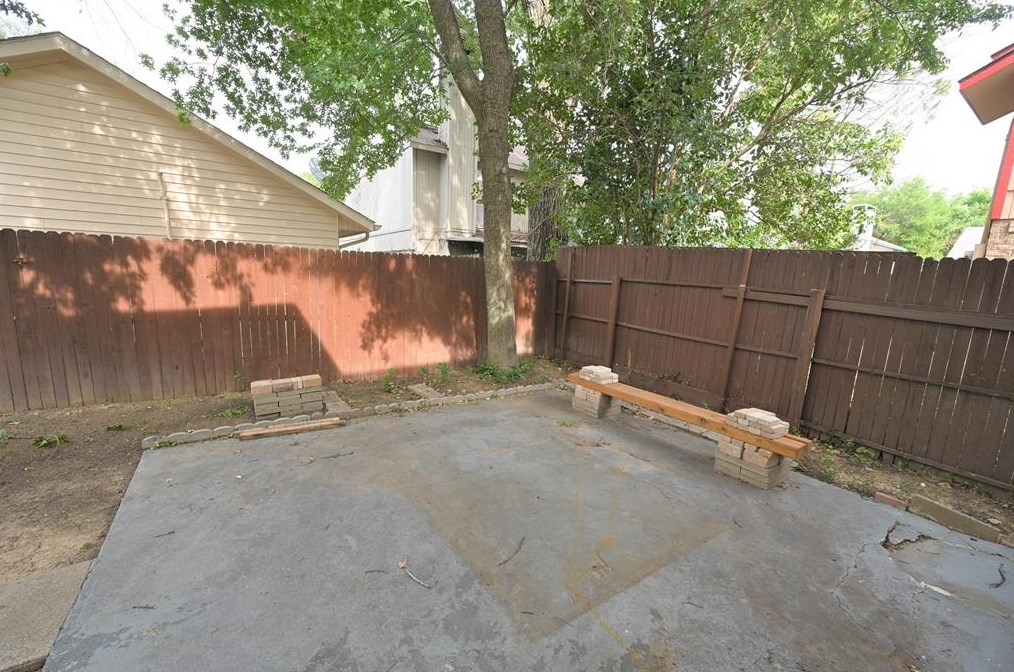 817 Via Madonna, Mesquite TX 75150-3051 exterior