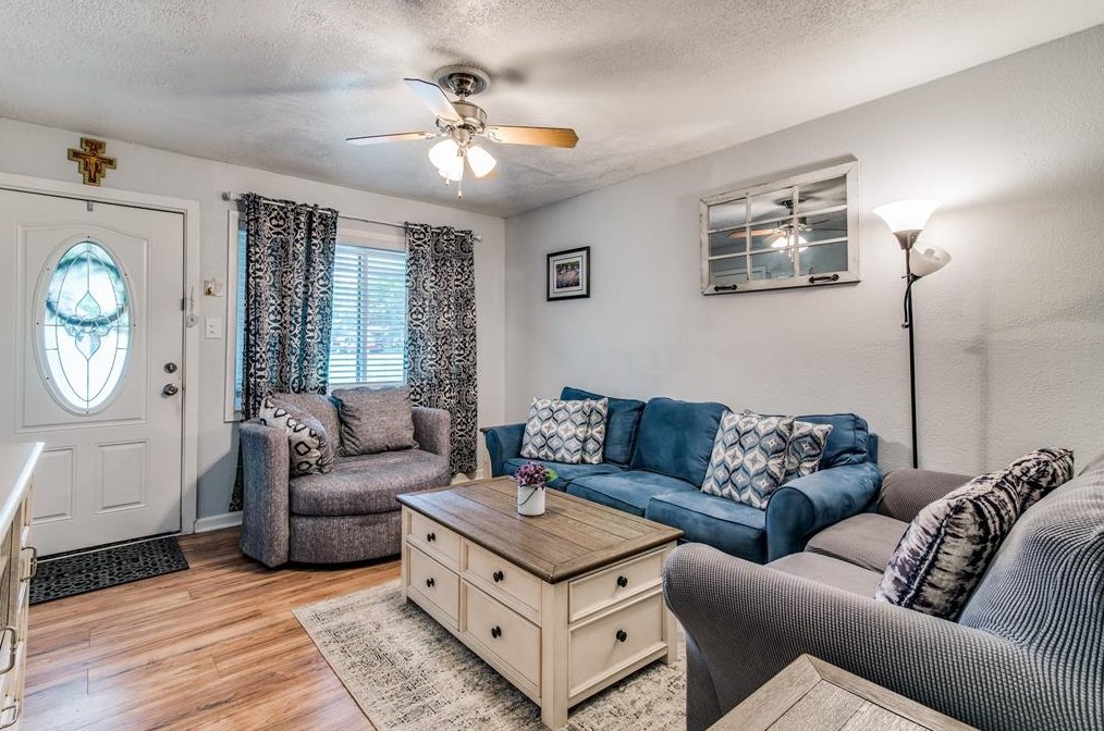 506 Desco Dr, Mesquite TX 75149-3416 exterior