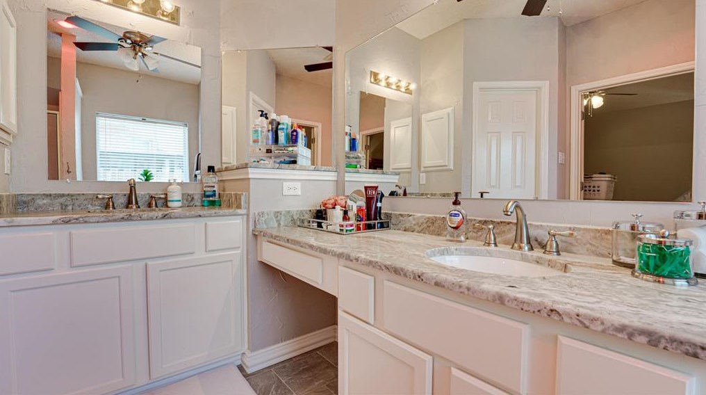 7401 Centenary Dr, Rowlett TX 75089-3065 exterior