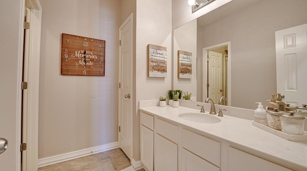 7401 Centenary Dr, Rowlett TX 75089-3065 exterior