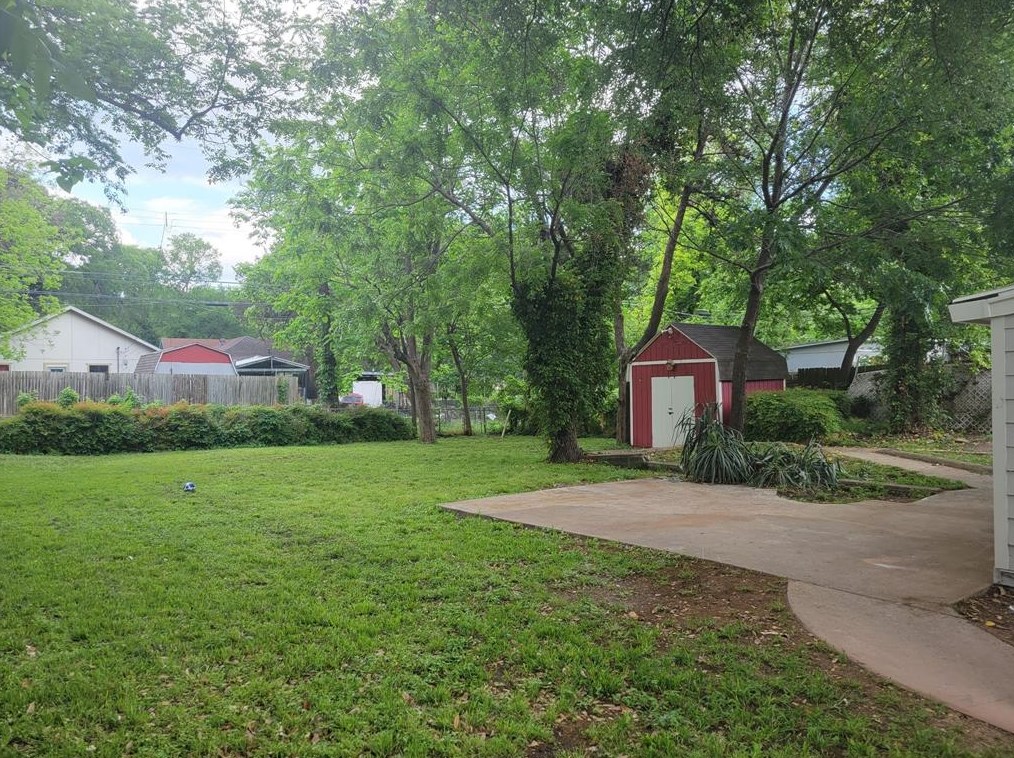 928 Windomere Ave, Dallas TX  75208-7233 exterior