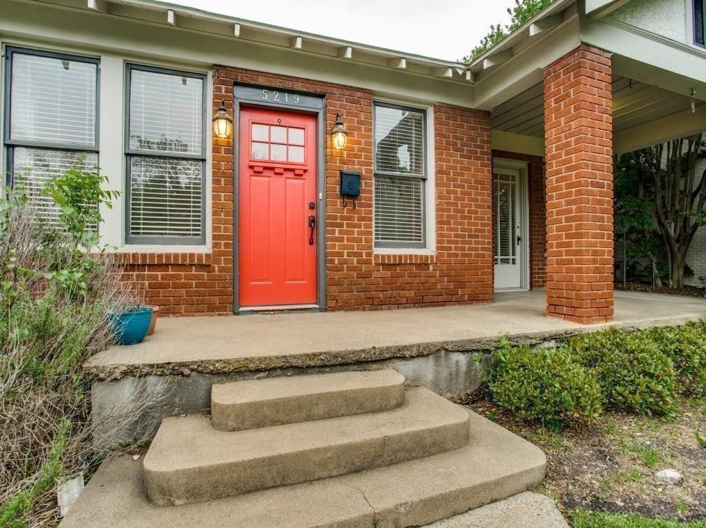 5219 Vickery Blvd, Dallas TX  75206-6226 exterior