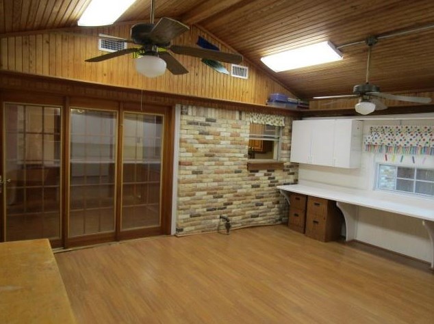 2513 Bamboo St, Mesquite TX 75150-2524 exterior