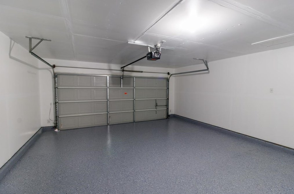 1072 Cavern Dr, Mesquite TX 75181-4418 exterior