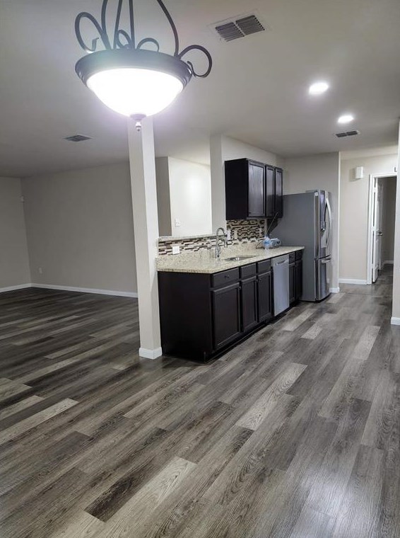 1072 Cavern Dr, Mesquite TX 75181-4418 exterior