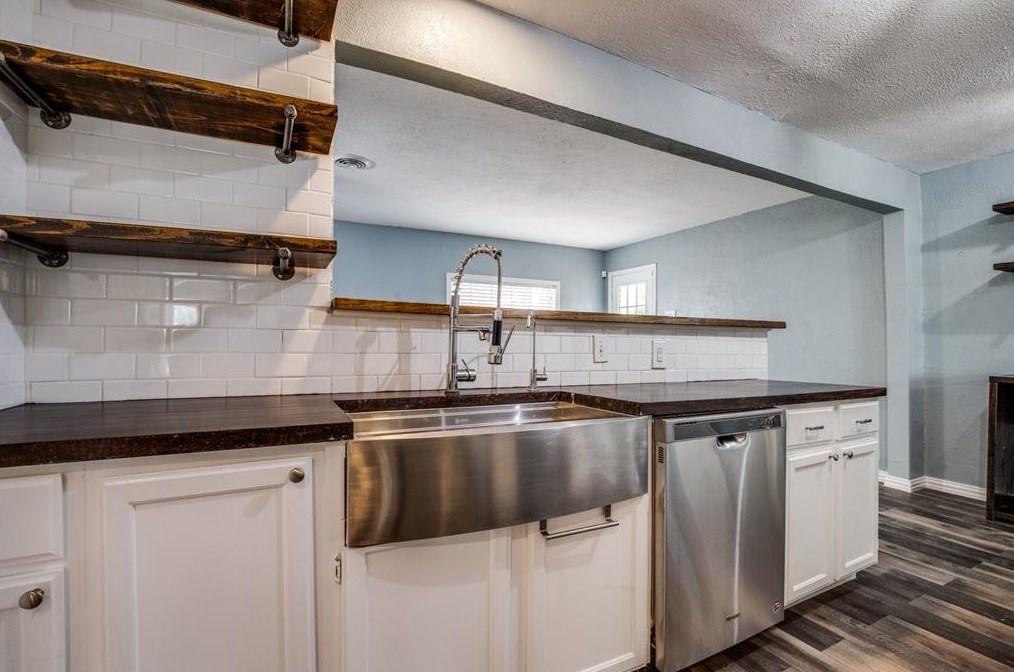 3805 Flamingo Way, Mesquite TX 75150-3306 exterior