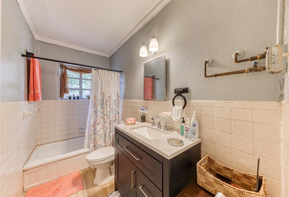 9213 Dodson Dr, Fort Worth TX  76108-2607 exterior