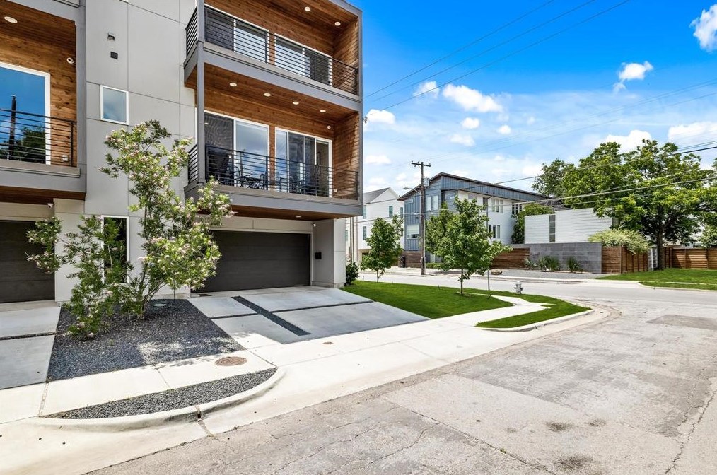 4504 Rusk Ave, Dallas TX  75204-3417 exterior