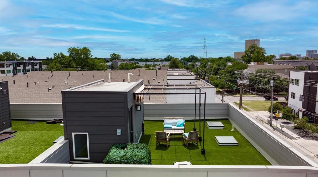 4504 Rusk Ave, Dallas TX  75204-3417 exterior