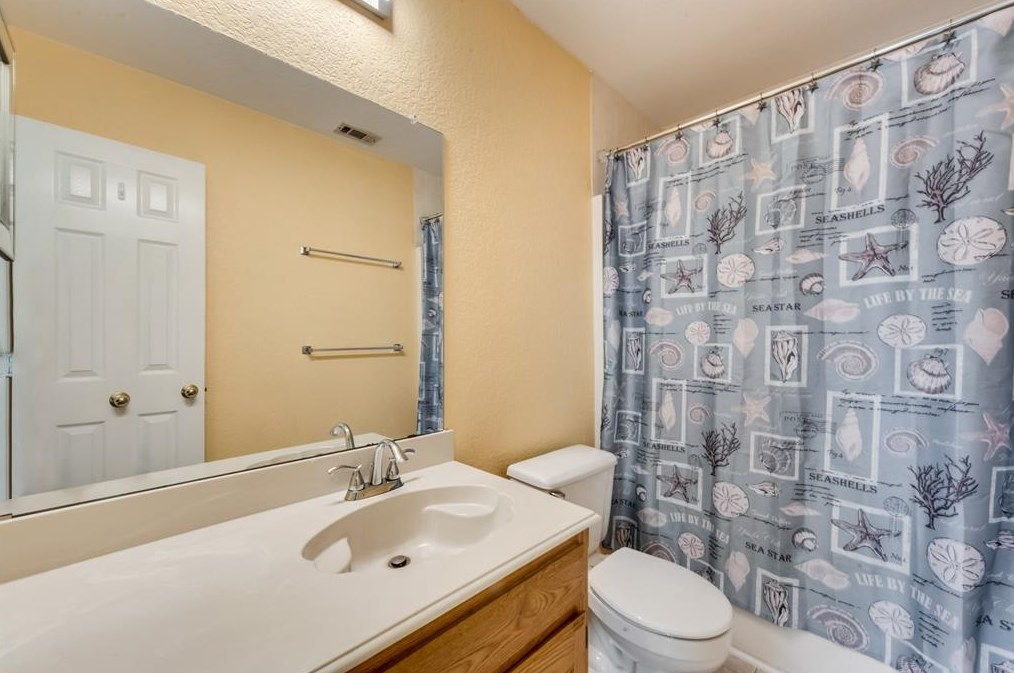 2529 Buck Dr, Mesquite TX 75181-1684 exterior