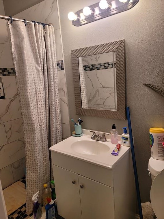 9605 Kittyhawk Ln, Dallas TX  75217-3706 exterior